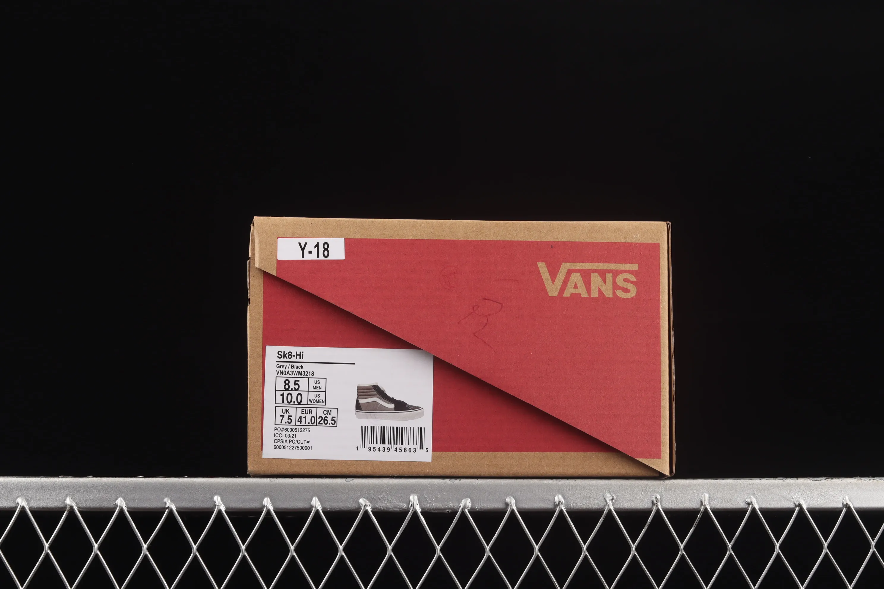 All categories Vans Vans series Vans Hi Vans high-top plus velvet Vans Sk8-Hi 2021 new black and gray color matching high-top casual sneakers VN0A3WM3218